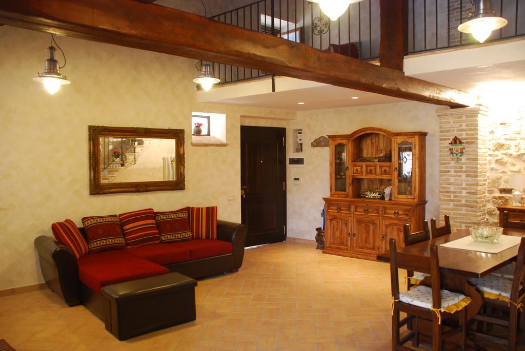 Il Paradiso Nel Borgo Arrone Luaran gambar
