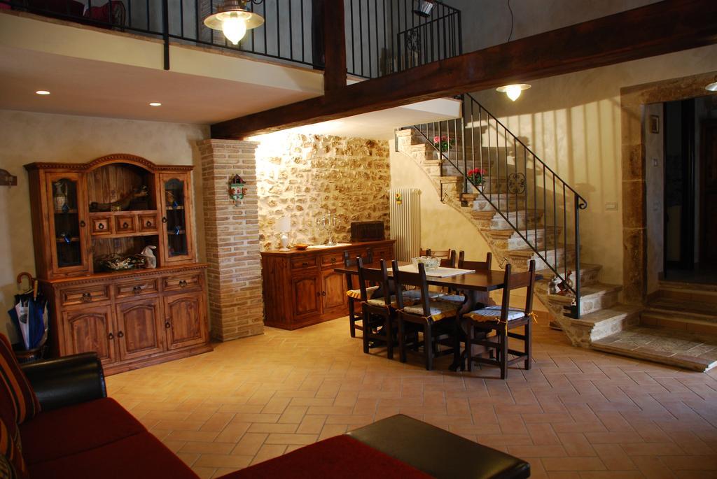 Il Paradiso Nel Borgo Arrone Luaran gambar