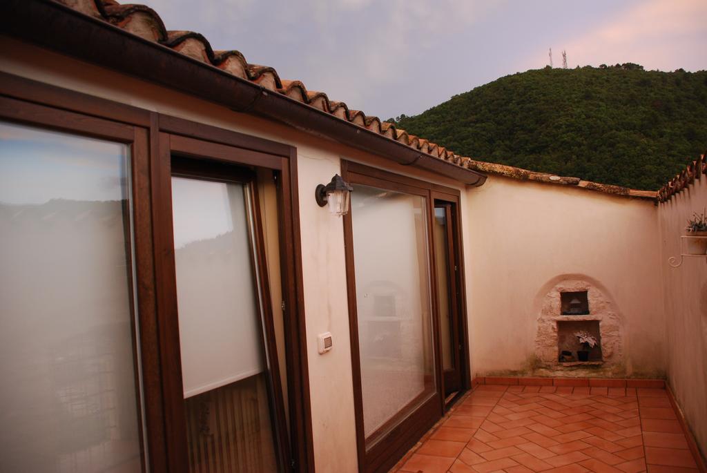 Il Paradiso Nel Borgo Arrone Luaran gambar